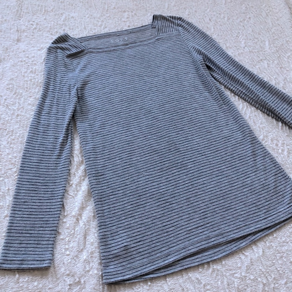 LOFT xs gray stripe shirt top 0 2